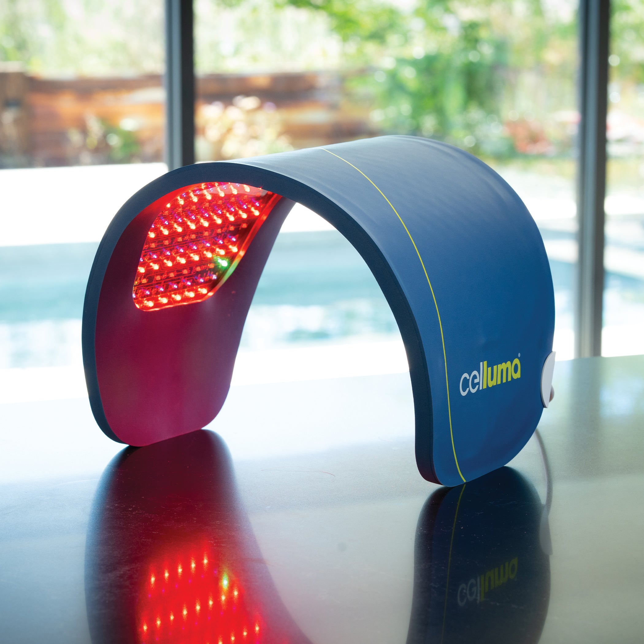 Photo of the Celluma device